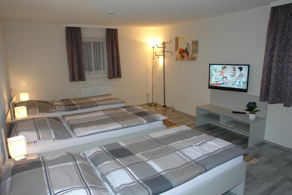 Gaestehaus Daniela Schwanenstadt Экстерьер фото