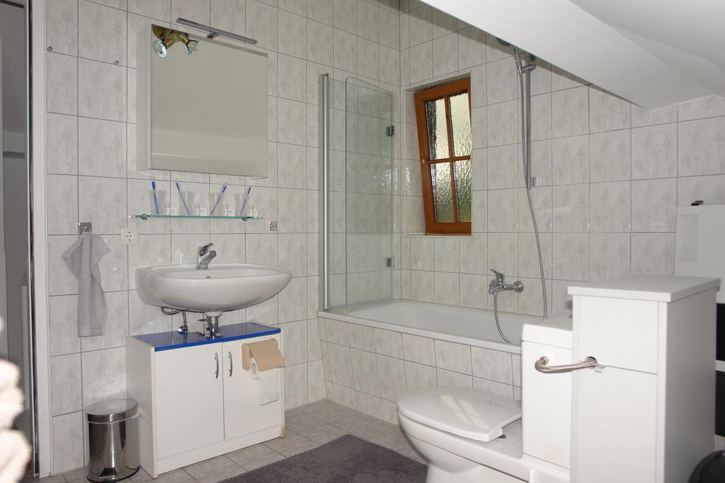 Gaestehaus Daniela Schwanenstadt Экстерьер фото